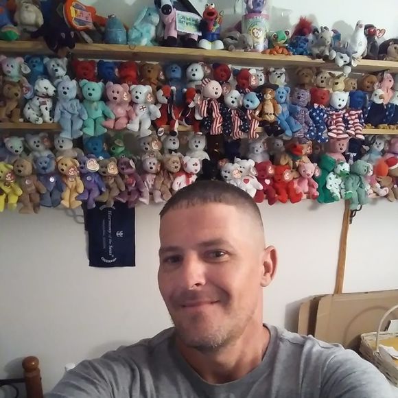 Meet your Posher, Jason - Picture 1 of 1